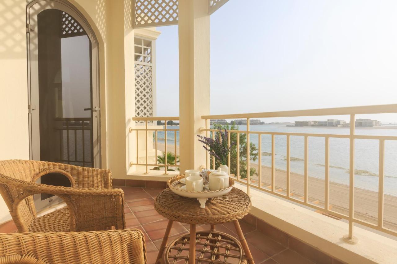 The S Holiday Homes - Stunning 5 Bedrooms Villa At The Palm Jumeirah With Private Beach And Pool Дубай Экстерьер фото